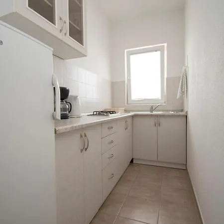 Marina View Apartment Tribalj