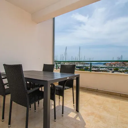 Apartment Marina View Tribalj