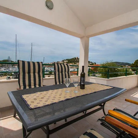 Apartment Marina View *